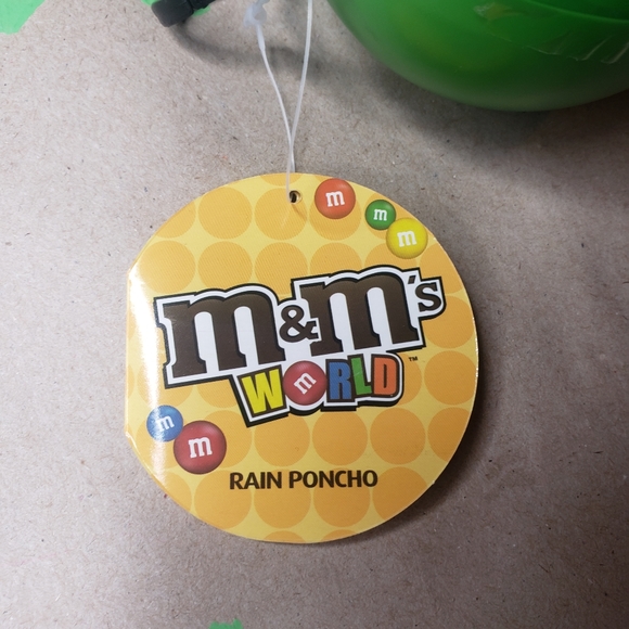 NEW M&M's Green Rain Poncho Ball  One Size - Picture 9 of 11